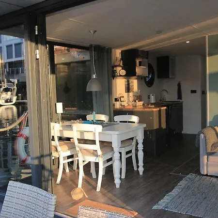 Botel Havenkoje Cuxhaven