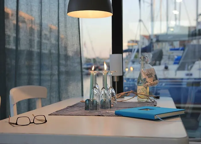 Ботель Havenkoje Куксхафен